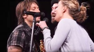 Keith Urban & Sugarland Team Up For 2009 Cover Of ‘Seven Bridges Road’