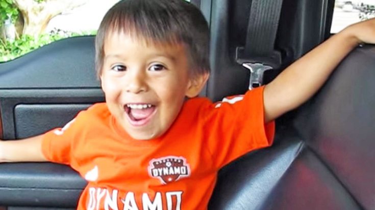 3-Year-Old Sings His Favorite Conway Twitty Song, ‘That’s My Job’ | Classic Country Music Videos