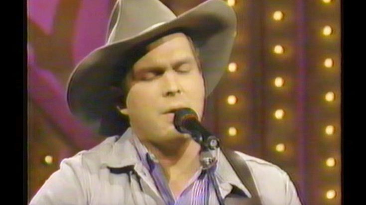 Garth Brooks’ Passionate Performance Of ‘If Tomorrow Never Comes’ Will Melt Your Heart | Classic Country Music Videos