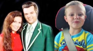 4-Year-Old Boy Sings Conway Twitty And Loretta Lynn Duet By Himself