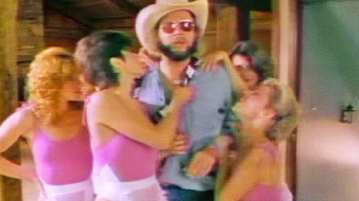 Hank Williams Jr. Invites Kris, Waylon, & More To His Party In ‘All My Rowdy Friends’ Video | Classic Country Music | Legendary Stories and Songs Videos