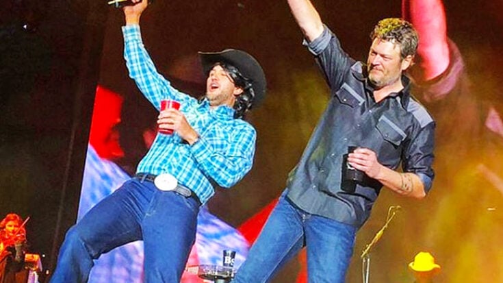 Luke Bryan Crashes Blake Shelton’s Stage To Sing George Strait’s ‘All My Ex’s’ | Classic Country Music | Legendary Stories and Songs Videos