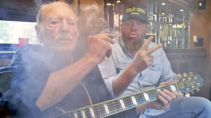 Willie Nelson Stars In Toby Keith’s Blazing Video For ‘Wacky Tobaccy’ | Classic Country Music Videos