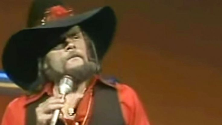 Johnny Paycheck Tells Boss To ‘Take This Job And Shove It’ | Classic Country Music Videos