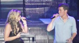 Scotty McCreery Brings Lauren Alaina Out For ‘When You Say Nothing At All’ Duet