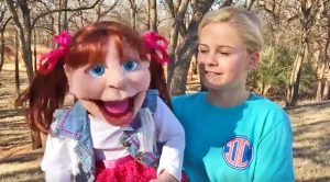 Darci Lynne Farmer Performs Ventriloquist Duet Routine With Cowgirl Puppet