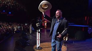 Garth Brooks Makes Rare Appearance At Opry For One Important Reason