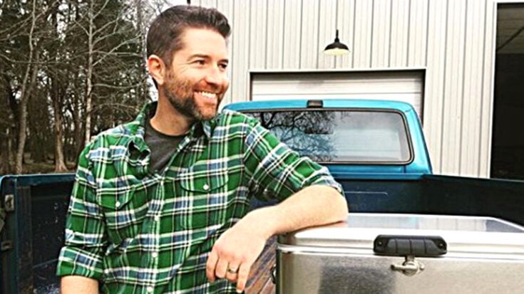 Is Josh Turner Sporting A Mini-Mullet In Just-Shared Photo? | Classic Country Music | Legendary Stories and Songs Videos