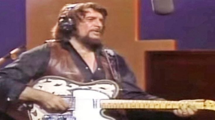 Uncovered Footage Shows One Of Waylon Jennings’ Rarest Performances | Classic Country Music | Legendary Stories and Songs Videos