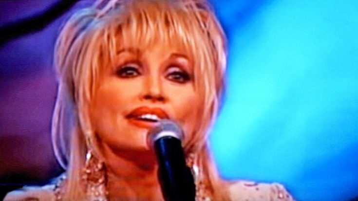 Dolly Parton Belts Rock Song “Stairway To Heaven” On Tour In 2002 | Classic Country Music Videos