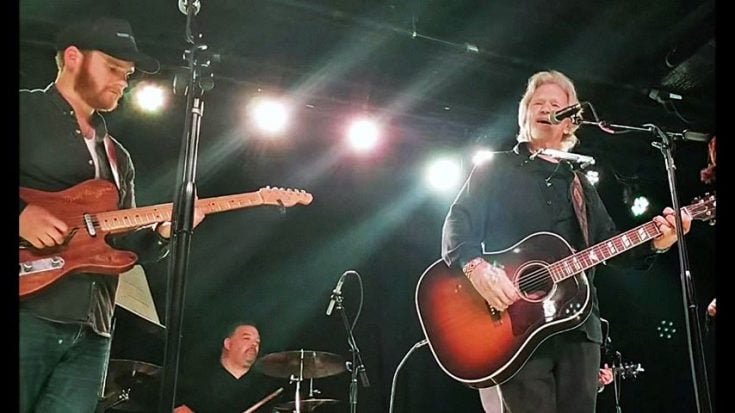 Kris Kristofferson & Merle’s Son Share Pleading “Why Me Lord?” With Captivated Crowd | Classic Country Music | Legendary Stories and Songs Videos