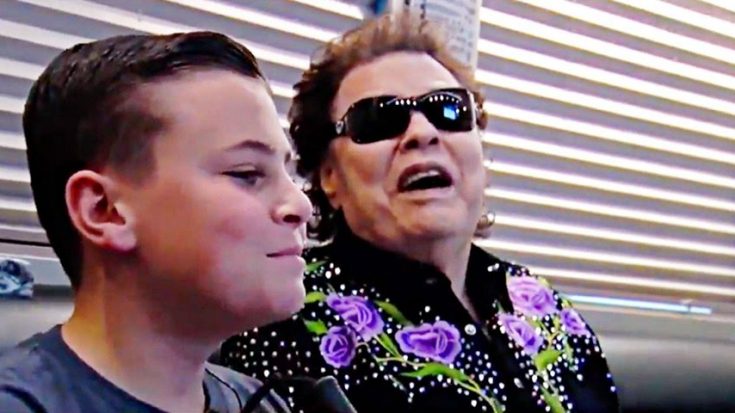 12-Year-Old Ronnie Milsap Fan Gets Surprise Of A Lifetime | Classic Country Music Videos