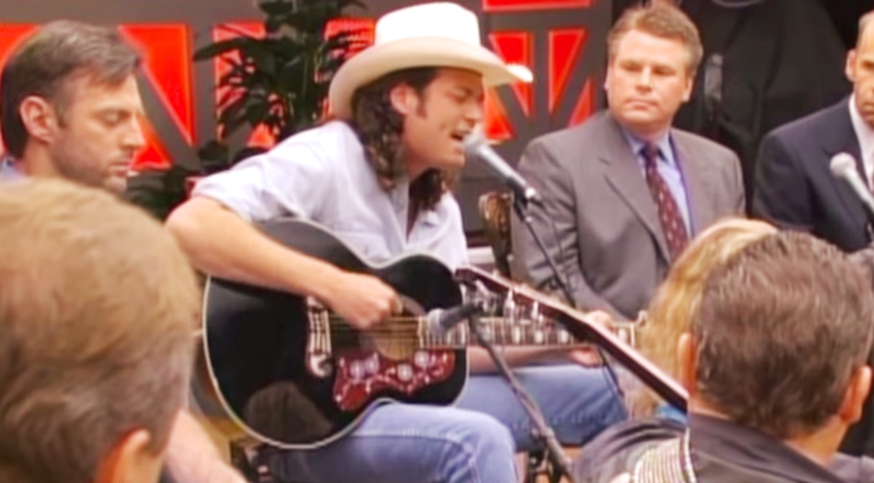Blake Shelton performs his song "Austin" during an acoustic session in the earlier years of his career