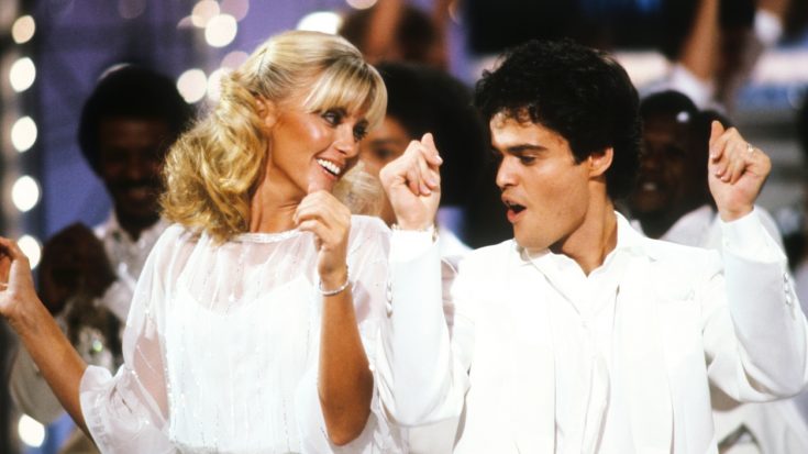 Young Donny Osmond & Olivia Newton-John Deliver 70s Duet “You’re The One That I Want” | Classic Country Music Videos