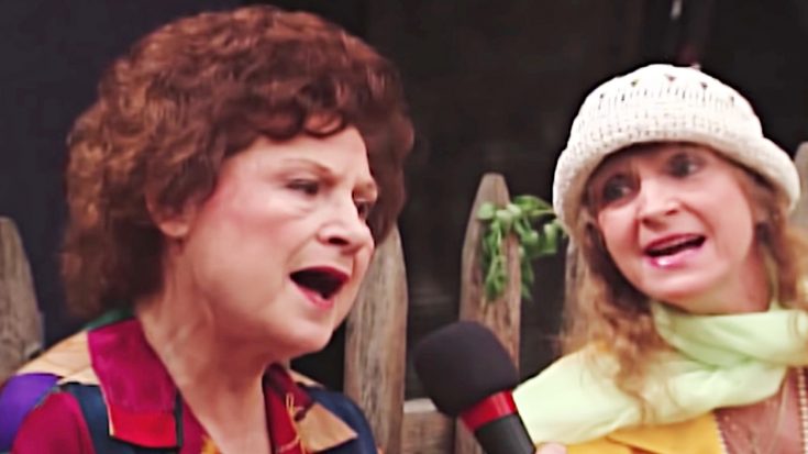 Kitty Wells’ Groundbreaking “Honky Tonk Angels” Gets Emotional Salute | Classic Country Music Videos Kitty Wells’ Groundbreaking “Honky Tonk Angels” Gets Emotional Salute | Classic Country Music Videos