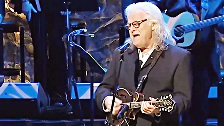 Ricky Skaggs Joined By Garth Brooks For “Will The Circle Be Unbroken” At 2018 HOF Induction | Classic Country Music Videos