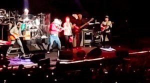 Travis Tritt & Charlie Daniels Collaborated On “The Devil Went Down To Georgia” At 2018 Concert