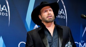 Garth Brooks’ CMA Show Dispute Takes Unexpected Twist