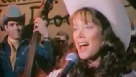 7 Facts About The Movie “Coal Miner’s Daughter” | Classic Country Music Videos