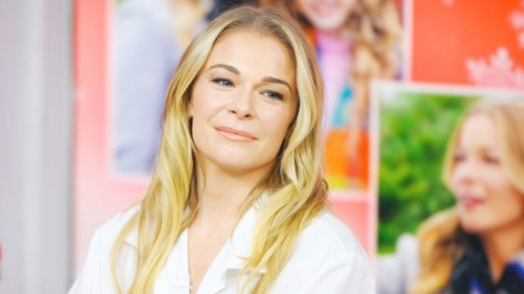 Heartbroken LeAnn Rimes Mourns Death Of Beloved Person In Her Life | Classic Country Music | Legendary Stories and Songs Videos