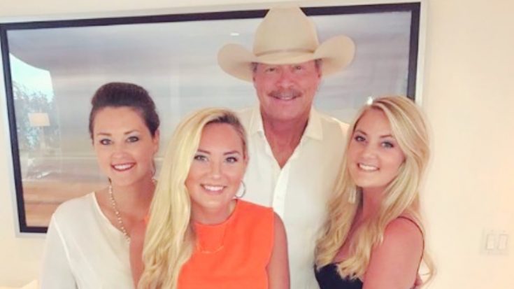 11 Photos Of Alan Jackson’s Daughters – Mattie, Ali, & Dani | Classic Country Music Videos