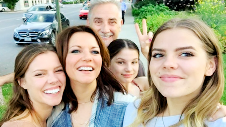 24 Photos Of Martina McBride’s 3 Daughters – Delaney, Emma, & Ava | Classic Country Music | Legendary Stories and Songs Videos