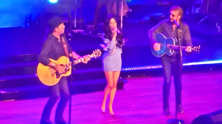 Brooks & Dunn Crashes Kacey Musgraves’ Stage For “Neon Moon” Collaboration | Classic Country Music | Legendary Stories and Songs Videos