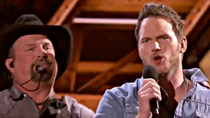 Garth Brooks Brings Out Chris Pratt To Sing ‘Friends In Low Places’ At 2019 iHeart Awards | Classic Country Music Videos