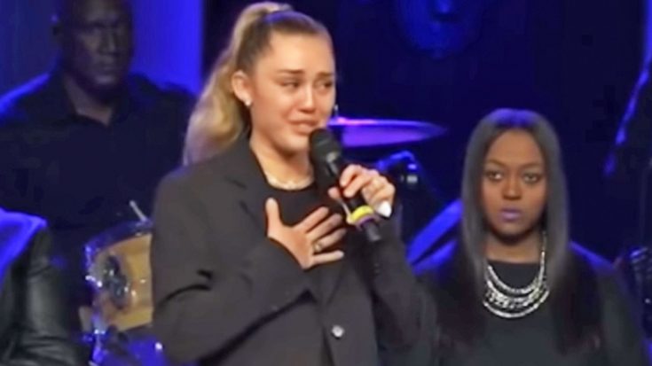 Miley Cyrus Cries At ‘Voice’ Singer’s Funeral – Billy Ray Steps In To Help Her Perform | Classic Country Music Videos