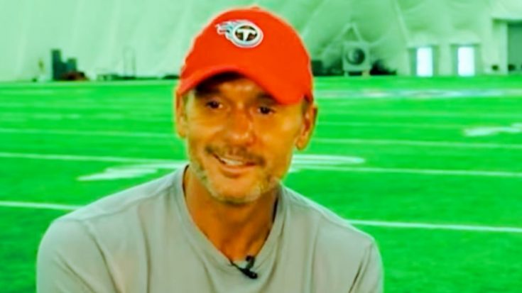 Tim McGraw Brought Two Guests To NFL Draft, But Neither One Was Faith Hill | Classic Country Music Videos