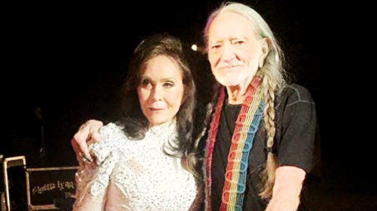 Willie Nelson Gives Loretta Lynn The Sweetest Birthday Tribute Of All Time | Classic Country Music | Legendary Stories and Songs Videos
