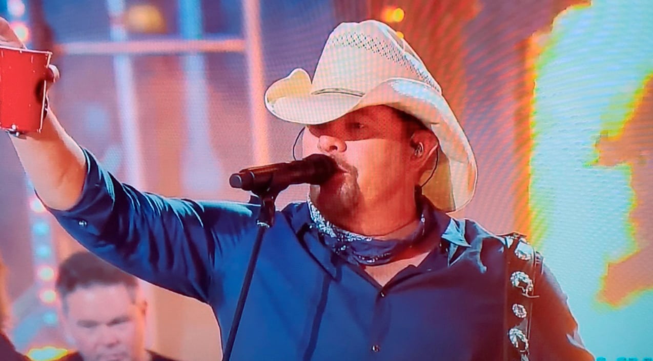 Toby Keith Brings The House Down With Epic CMT Music Awards Performance