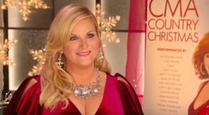 Trisha Yearwood Replaces Reba McEntire As Host Of ‘CMA Country Christmas’