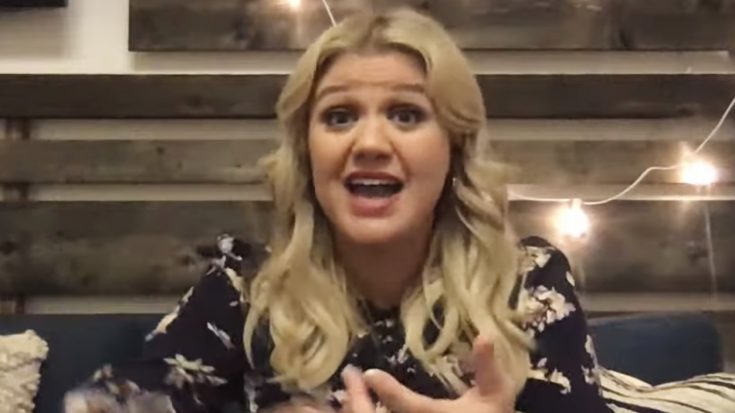 Kelly Clarkson: ‘Country Music Is Gone’ | Classic Country Music Videos