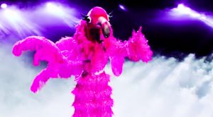 Flamingo Advances To “Masked Singer” Finale After Singing Leonard Cohen’s “Hallelujah”