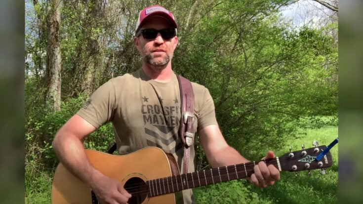 Josh Turner Sings Johnny Cash’s “Folsom Prison Blues” In His Backyard | Classic Country Music | Legendary Stories and Songs Videos