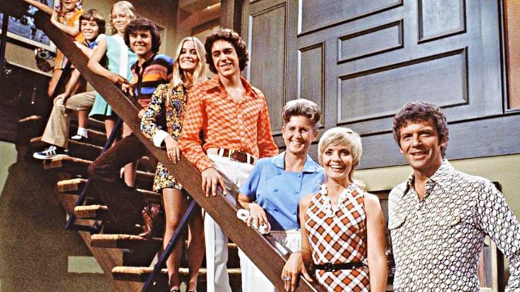 5 Little-Known Facts About “The Brady Bunch” | Classic Country Music Videos