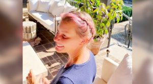 “I Love This Girl,” Tim McGraw Says Next To Photo Of Faith With New Pink Hair
