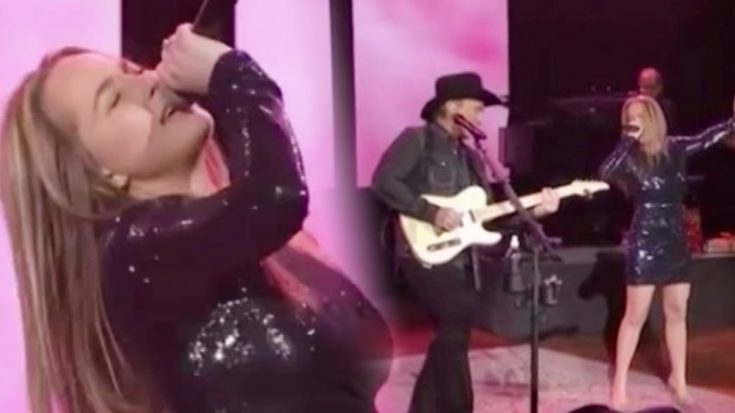 Clint Black & Lisa Hartman Black’s Daughter Lily Sings Kelsea Ballerini’s “Peter Pan” At Ryman | Classic Country Music | Legendary Stories and Songs Videos
