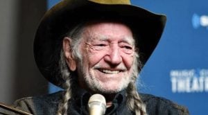 87-Year-Old Willie Nelson Gets COVID-19 Vaccine