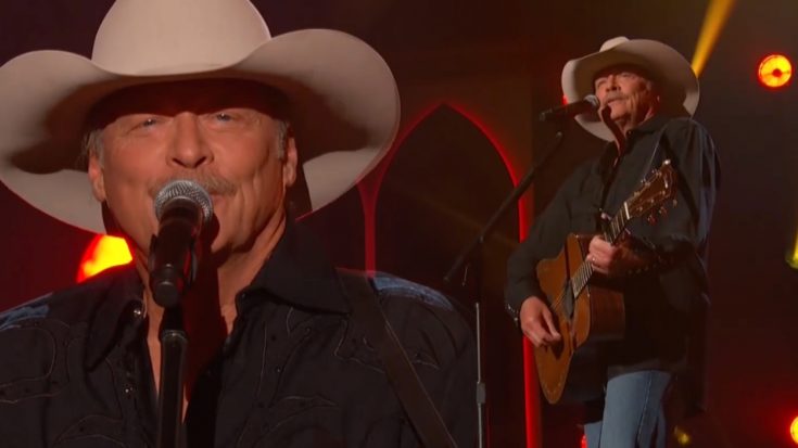 Alan Jackson Debuts New Song & Mashup of “Drive” At ACMs | Classic Country Music Videos