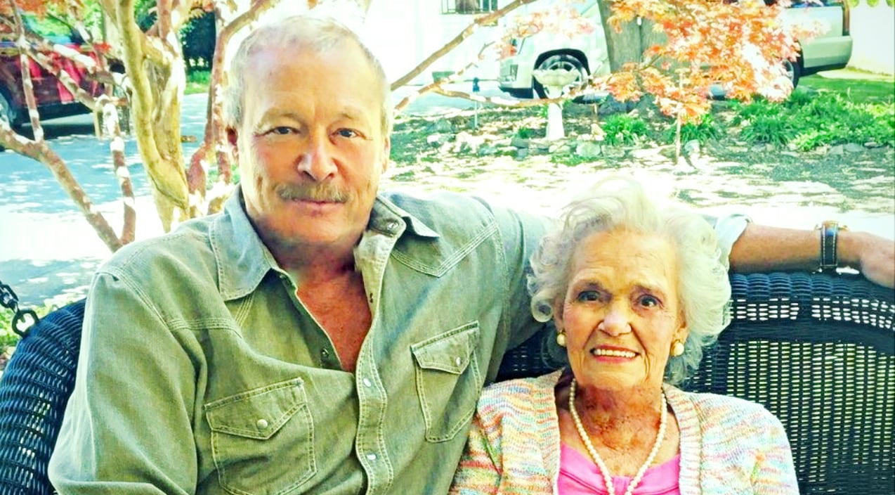 Alan Jackson Sings About Mother's Death In Heartbreaking New Song