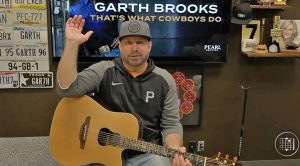Garth Brooks Never Sells Front Row Seats – He Does This Instead