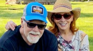 Reba McEntire Talks Possibility Of Marriage To Boyfriend Rex Linn, “We’ve Giggled About It”