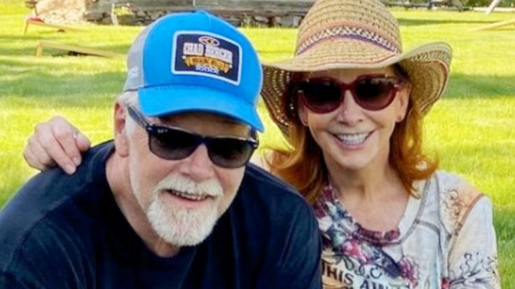 Reba Shares 1 Thing She & Boyfriend Rex Linn Talk About “All The Time” | Classic Country Music | Legendary Stories and Songs Videos