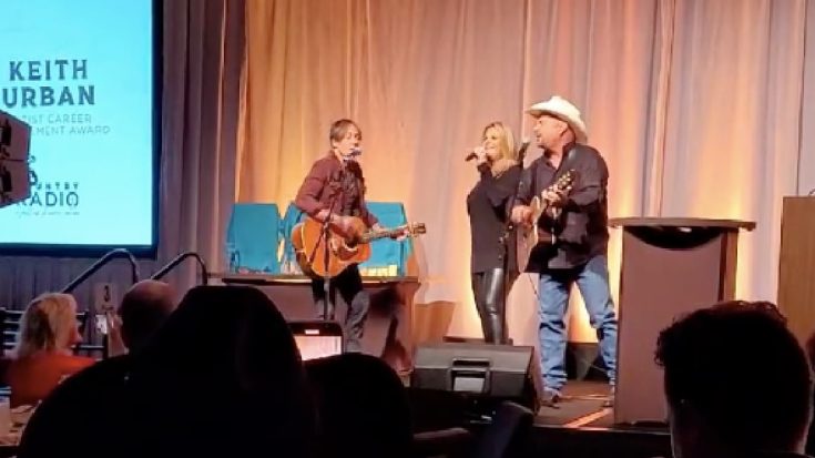 Garth Brooks, Trisha Yearwood and Keith Urban Team Up For “Fishin In The Dark” | Classic Country Music | Legendary Stories and Songs Videos