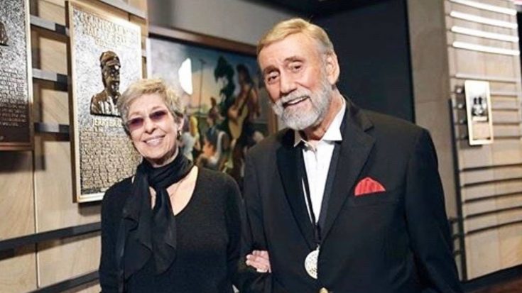Ray Stevens Reveals Wife Is At “End-Of-Life Stage,” Cancels Shows | Classic Country Music | Legendary Stories and Songs Videos