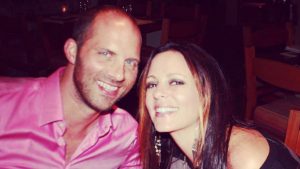 Sara Evans’ Estranged Husband Arrested For Attempting To Hit Her With His Car