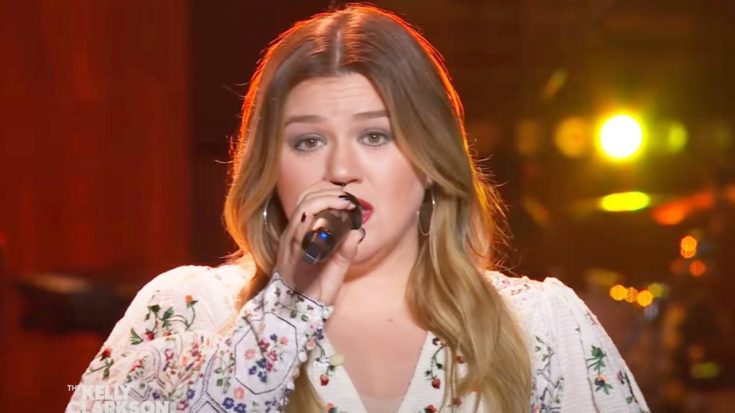 One Week After ACMs Tribute, Kelly Clarkson Unleashes Another Dolly Parton Cover | Classic Country Music Videos