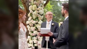 Ron Howard Officiates Daughter’s Wedding: “A Magical Moment”